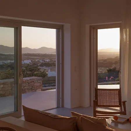 Melora Paros * Aliki (Paros)